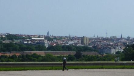 A:Wien>Schönbrunn>Panorama von der Gloriette mitte