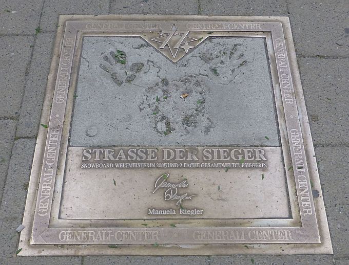 A:Wien>Straße der Sieger2