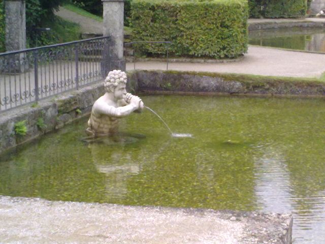 Hellbrunn > Wasserspiele