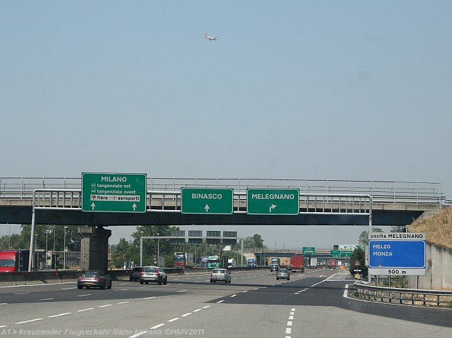 A1 > Nähe Mailand > kreuzender Flugverkehr