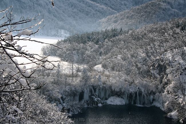 Wintermärchen Plitvice 8