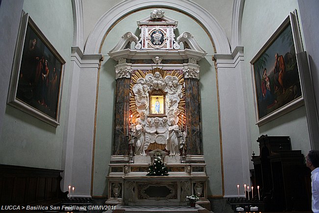 LUCCA > Basilica San Frediano