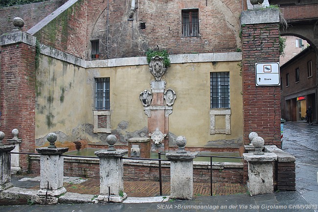 SIENA > Via San Girolamo > Tränke