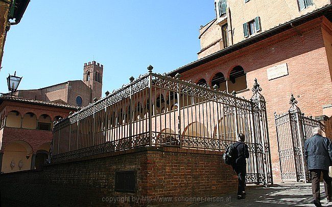 SIENA > Casa di Santa Catarina