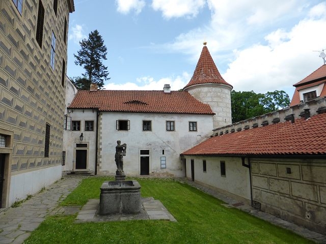 Kirche St. Peter und Paul