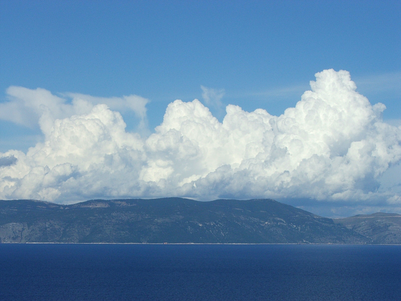 Kroatien > Wolkenberge über Cres