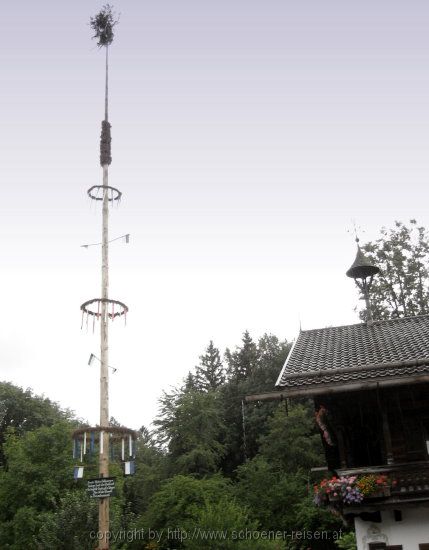 Oberbayern: HOCHZEITSBAUM