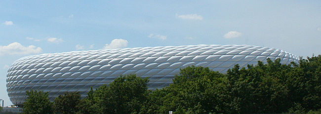 MÜNCHEN > Allianz-Arena > A8-Blick