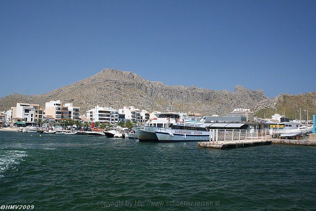 PORT DE POLLENCA > Hafen > Katamaran