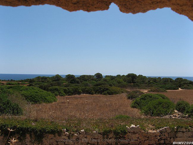 HALBINSEL SA PUNTA DE N'AMER > Kastell > Ebene 1 > Ausguck auf das Mittelmeer