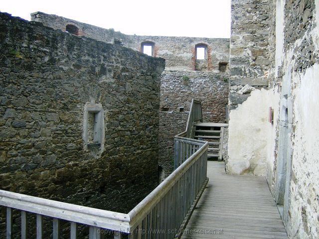 NIEDERÖSTERREICH > Wachau > Burgruine Aggstein