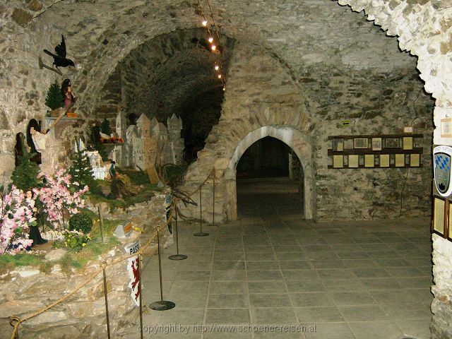 NIEDERÖSTERREICH > Wachau > Burgruine Aggstein > Nibelungenausstellung