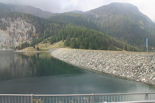 MARMORERA STAUSEE > Staumauer