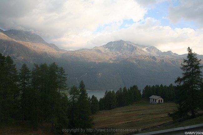 SILVAPLANERSSEE während der Fahrt hinauf zum Julierpass