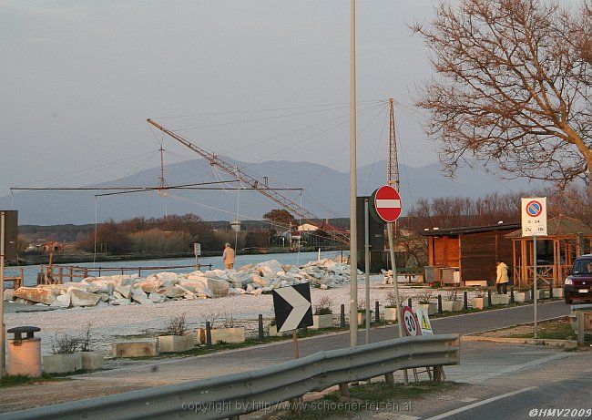 ARNO > Mündung ins Ligurische Meer