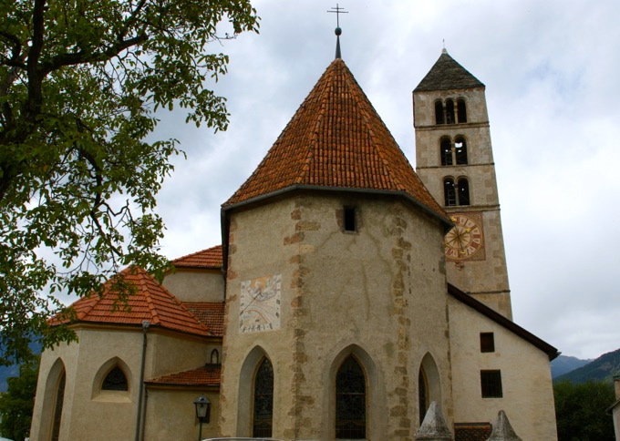 I: SCHLUDERNS (Trentino – Südtirol) >  Statue in der Kapelle