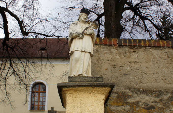 H: KŐSZEGSZERDAHELY Í Hl. Nepomuk