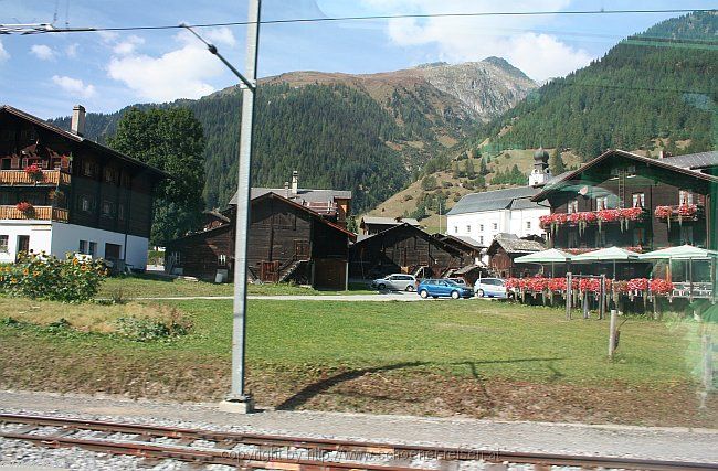 GLACIER EXPRESS 2009-09-24_048 > Reckingen