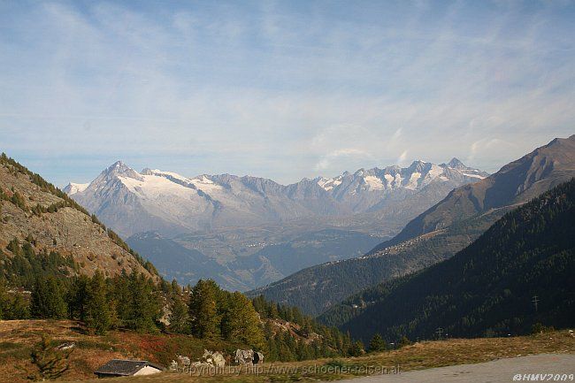 SIMPLON-PASSSTRASSE > Schweizer Bergwelt > Ausblick auf dem Weg nach Brig