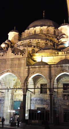 Istanbul - Neue Moschee an der Galata Brücke 4