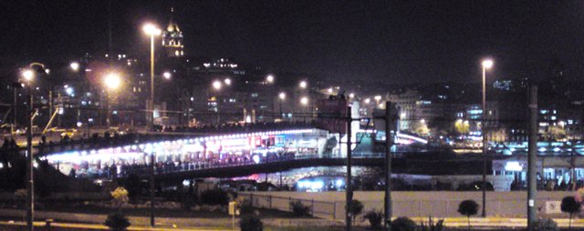 Istanbul - Neue Moschee an der Galata Brücke 8