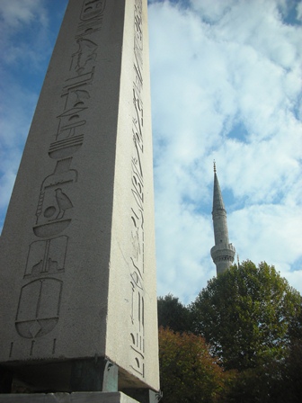 Türkei > Istanbul > Obelisk am Hippodrom