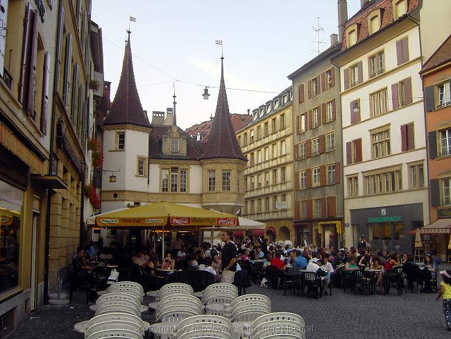 NEUCHATEL (Neuenburg) > Marktplatz