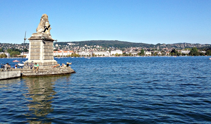 ZÜRICH > Zürchersee