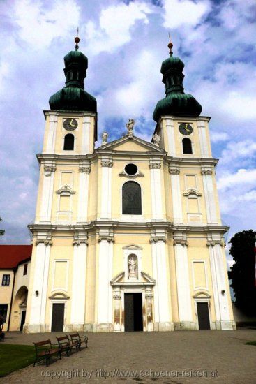 FRAUENKIRCHEN > Basilika