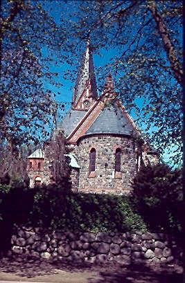 WANGELS-HANSÜHN > Dorfkirche