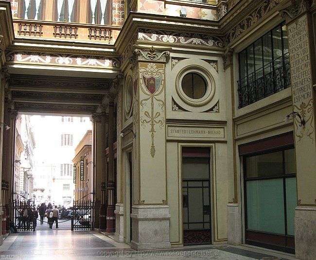 ROMA > Palazzo Sciarra > Zugang von der Via Marco Minghetti