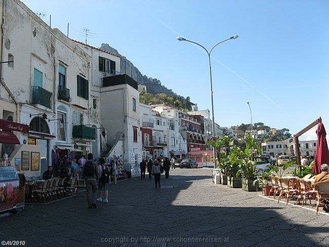 CAPRI-MARINA GRANDE > Hafenpromenade West