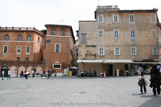 TIVOLI > Piazza Trento