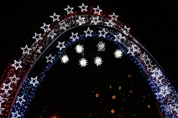 Adventmarkt beim Rathaus am Abend 6