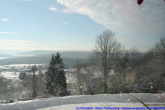 SCHÖNAICH > Hotel Pfefferburg > Restaurantausblick Südwest