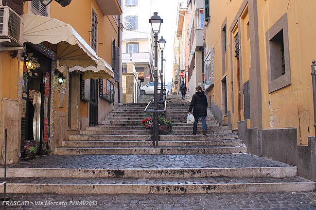 FRASCATI > Via Mercato