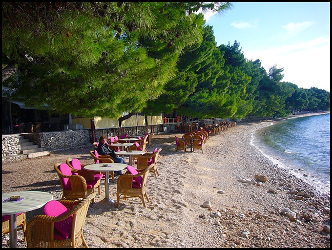 MAKARSKA > Strandcafe