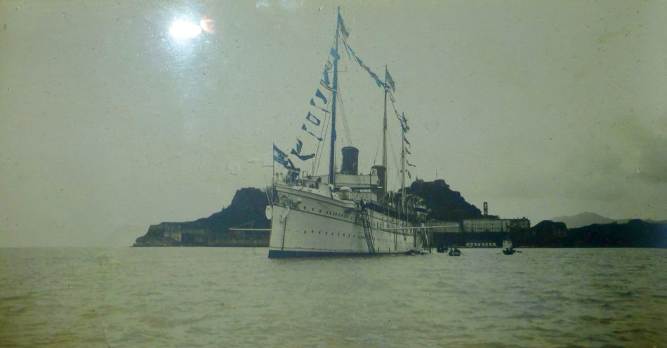 GR:Korfu>Achilleion>2. Raum>Foto der Yacht Hohenzollern