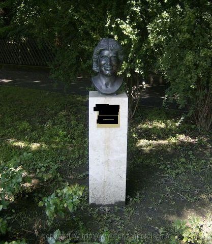 HÖLLERICH, Gerhard - alias Roy Black > Denkmal in Augsburg-Göggingen