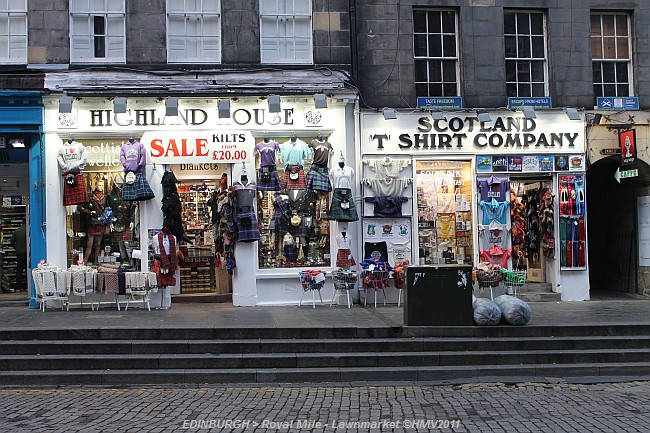 EDINBURGH > Royal Mile - Lawnmarket