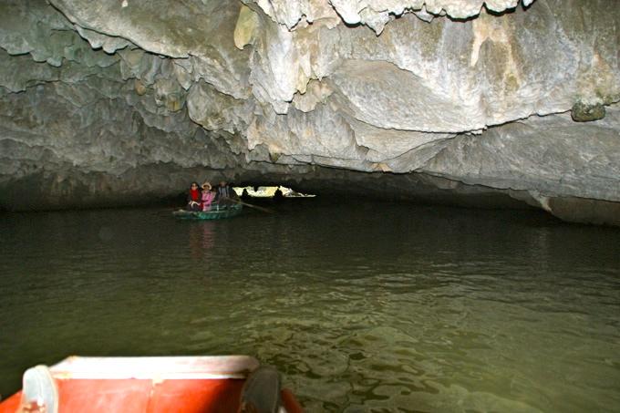 TROCKENE HALONGBUCHT > Tam Coc 2