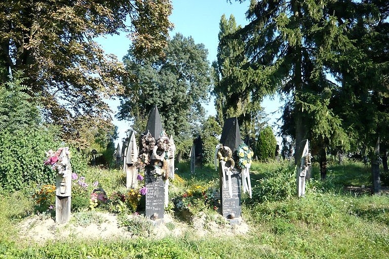 Szatmarcseke > Friedhof