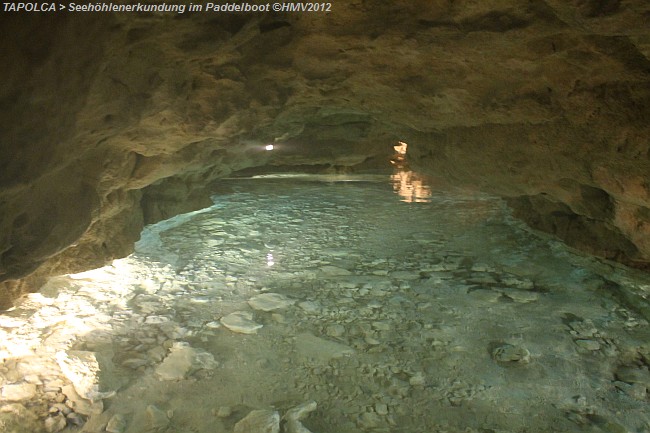 TAPOLCA > Seehöhle > Paddelboot > Höhlenerkundung