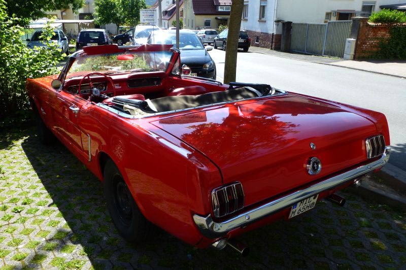 Ford Mustang hinten