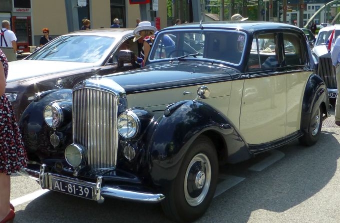 Bentley Mark IV 4-Door Saloon