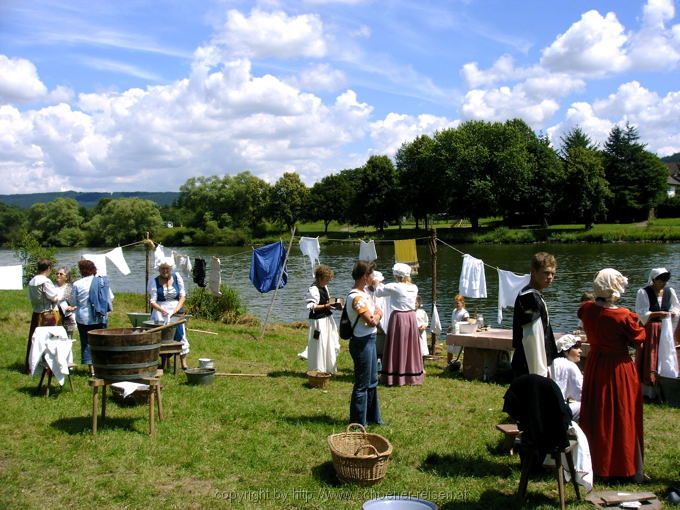 STADTPROZELTEN > Stadtfest 2005 > Schäfflertanz