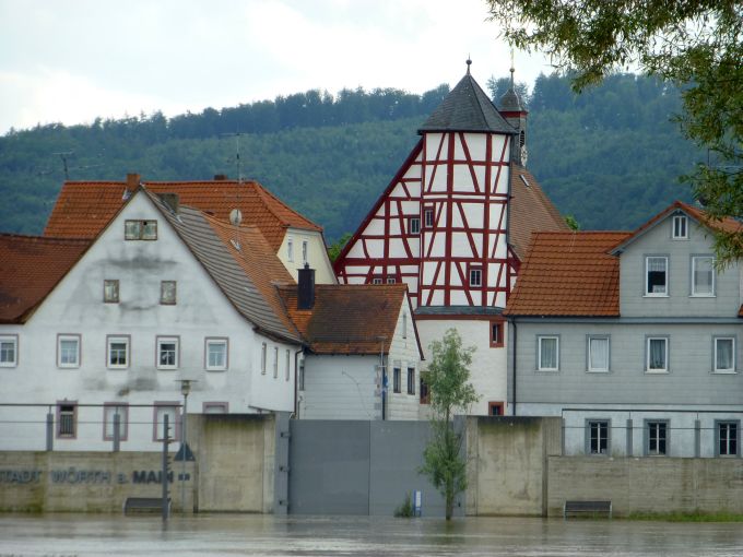 D:Wörth>Hochwasser2013>von Erlenbach aus003