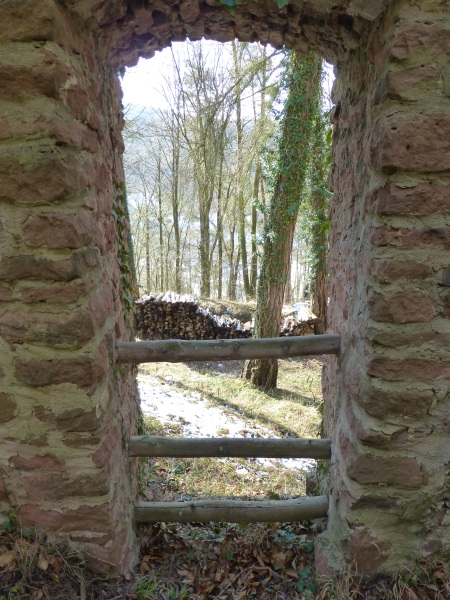 D:Bayern>Burgruine Wildenstein>Torhaus>Öffnung