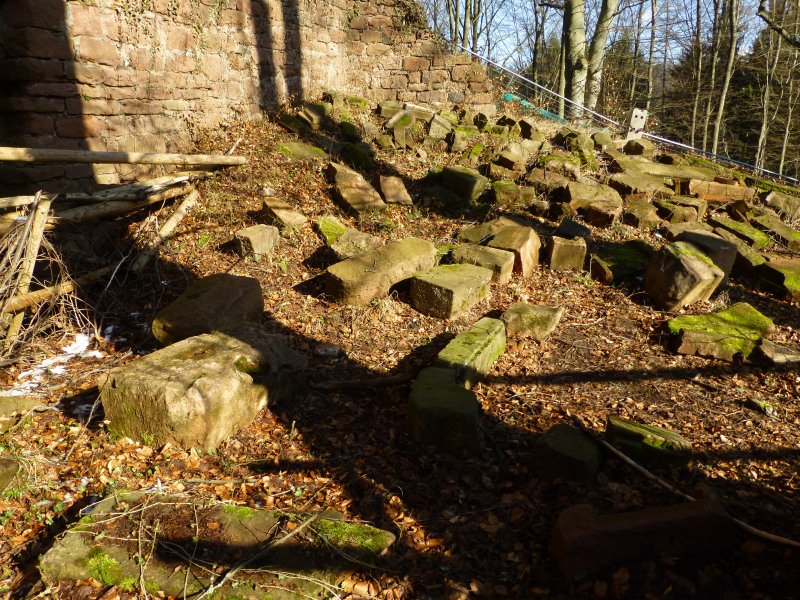 D:Bayern>Burgruine Wildenstein>Steine1