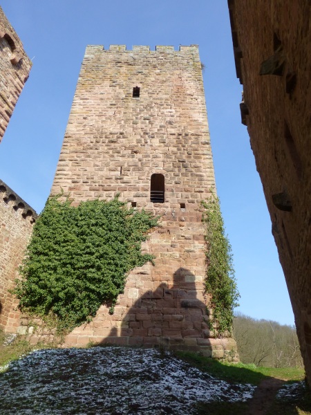 D:Bayern>Henneburg>großer Bergfried1